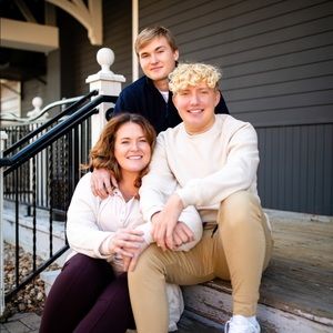 Meet your Posher, Lisa